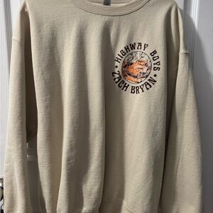 Gildan Cream Crewneck Sweater